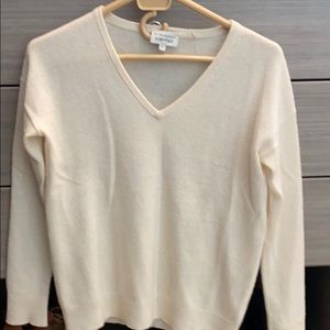 Cashmere  V-neck sweater